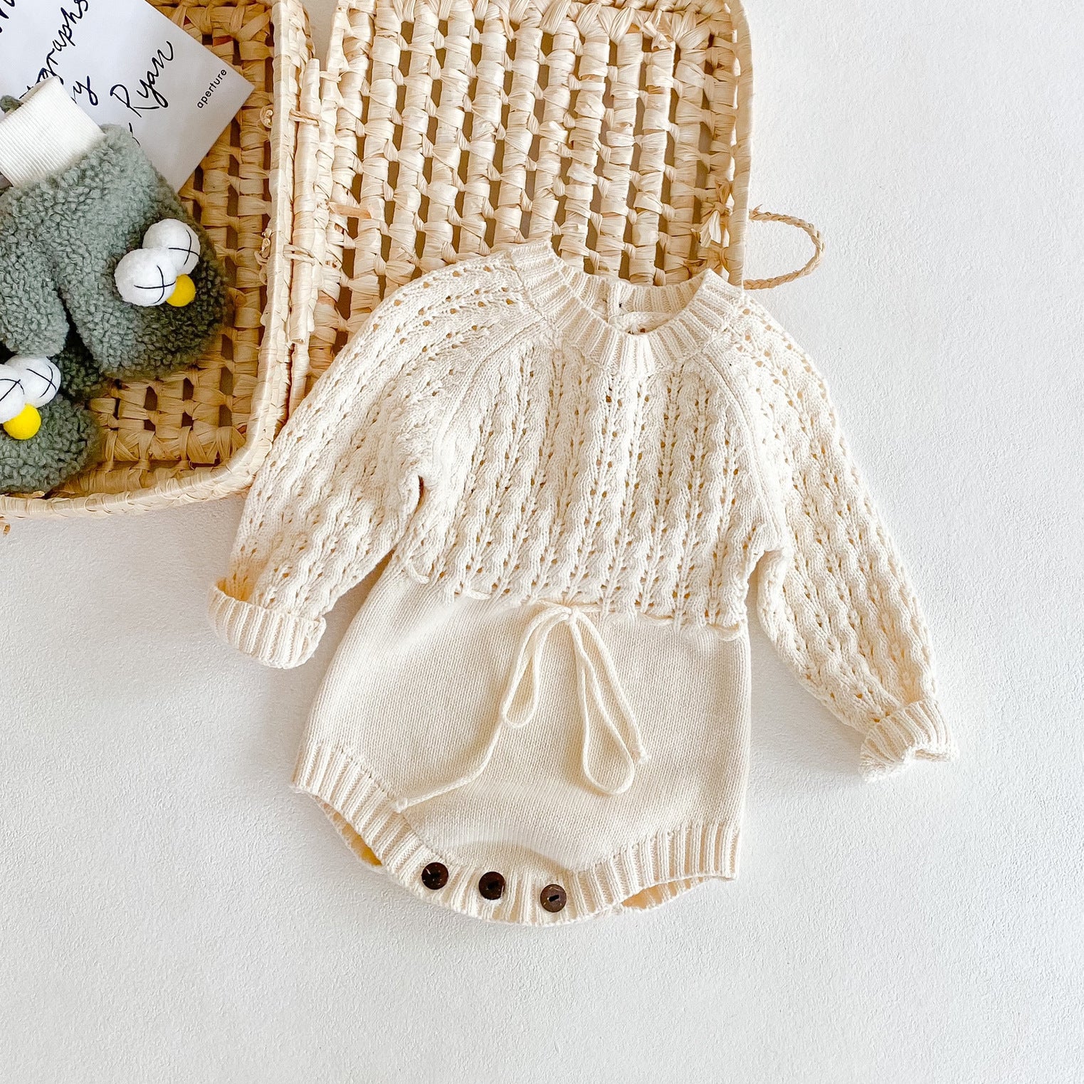 Girl Baby Knitted Hollow Waist Girdle Long Sleeves Harpy Dress Triangle Girl Baby Knitted Hollow Waist Girdle Long Sleeves Harpy Dress Triangle